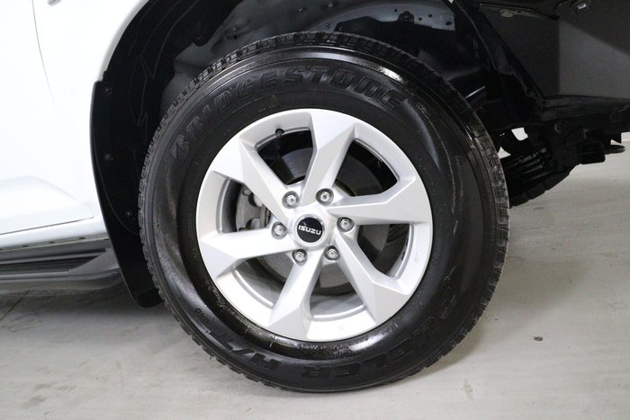 2022 Isuzu MU-X LS-M