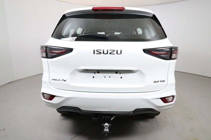 2022 Isuzu MU-X LS-M