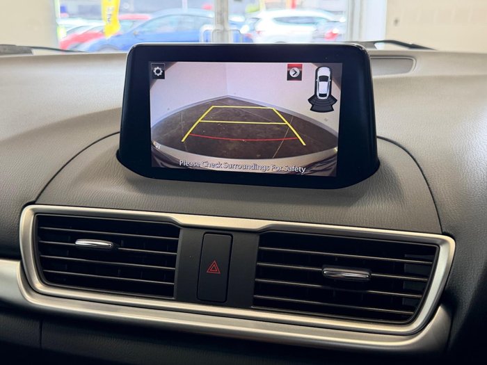 2018 Mazda 3 Maxx Sport