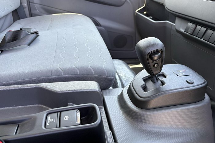 2025 Isuzu N Series NQR 88/80-190 AM D42