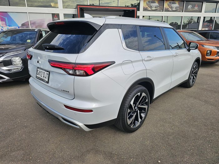 2023 Mitsubishi Outlander Aspire