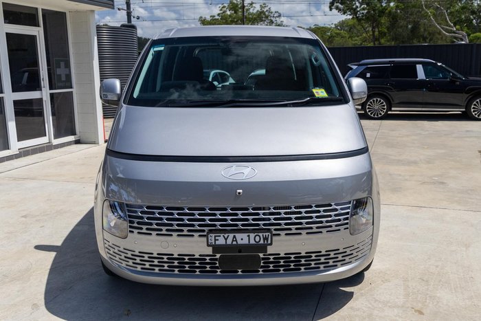 2026 Hyundai STARIA LOAD