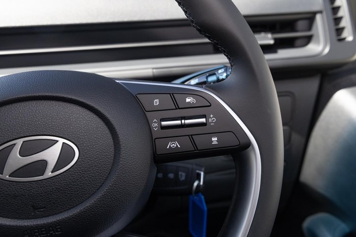 2026 Hyundai STARIA LOAD