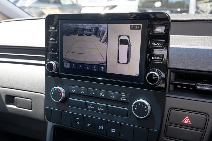 2026 Hyundai STARIA LOAD