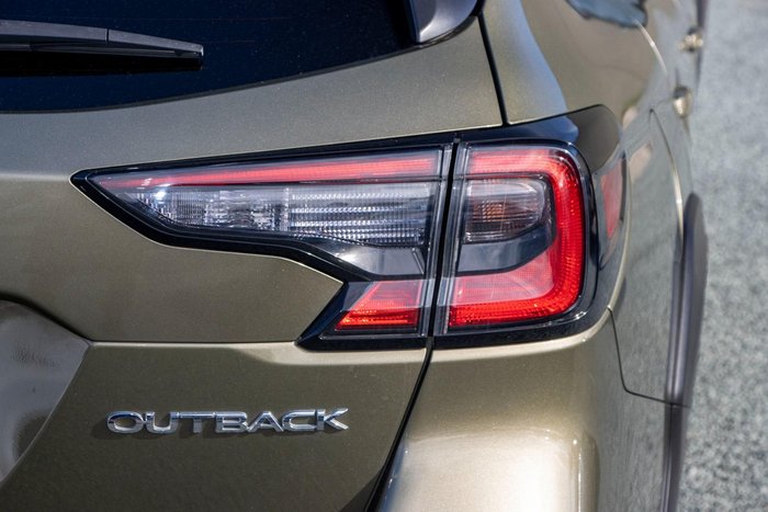 2023 Subaru Outback AWD Touring