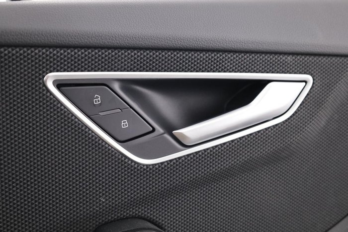 2023 Audi Q2 40 TFSI S line