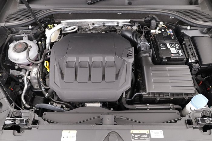 2023 Audi Q2 40 TFSI S line