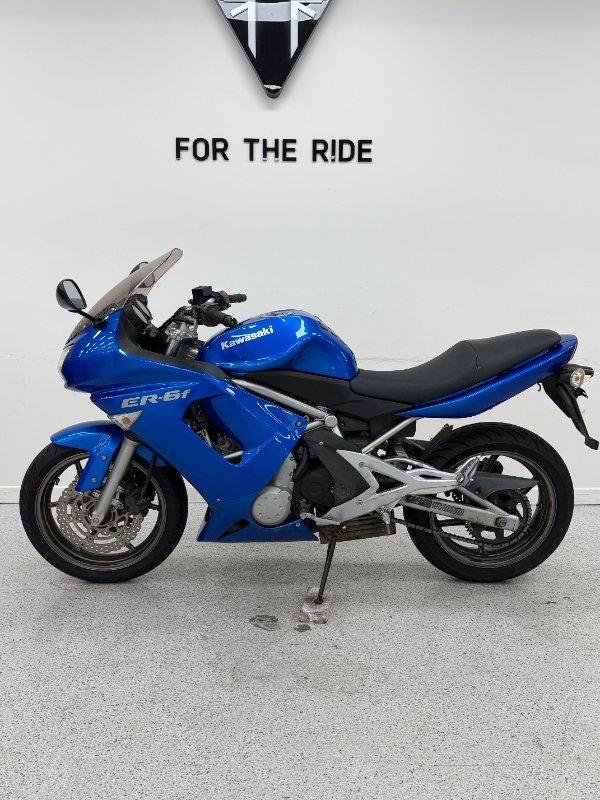 2006 Kawasaki ER-6f Blue