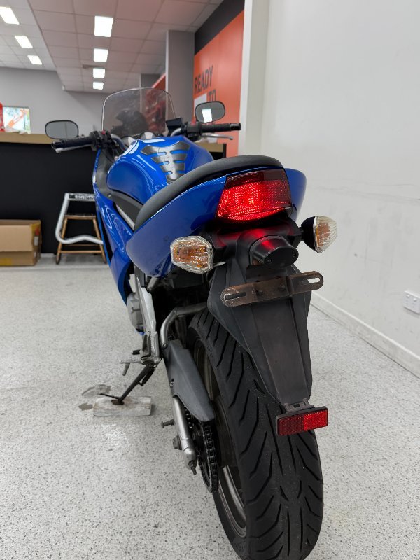 2006 Kawasaki ER-6f Blue