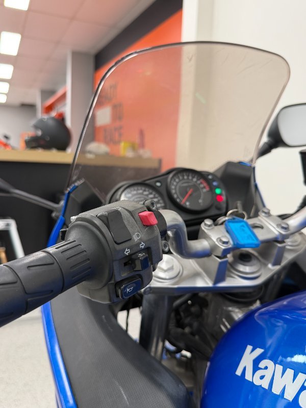 2006 Kawasaki ER-6f Blue