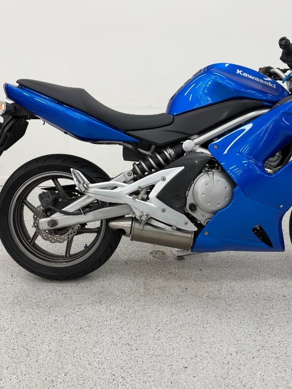 2006 Kawasaki ER-6f Blue