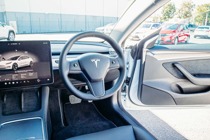 2023 Tesla Model 3 Rear-Wheel Drive