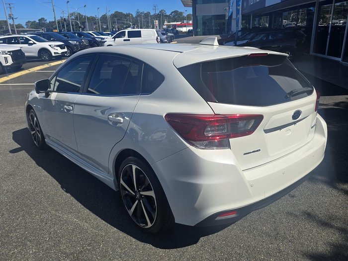 2023 Subaru Impreza 2.0i-S