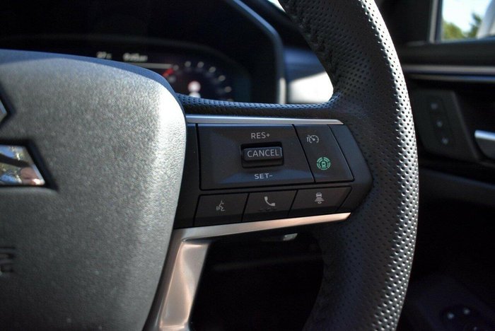 2025 Mitsubishi Outlander Exceed