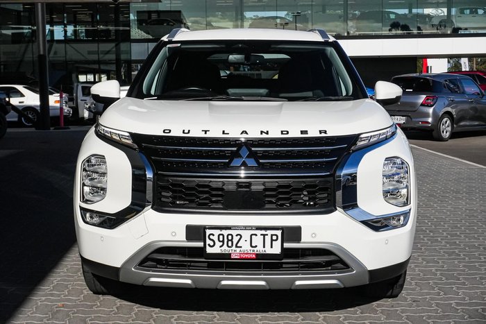 2022 Mitsubishi Outlander LS