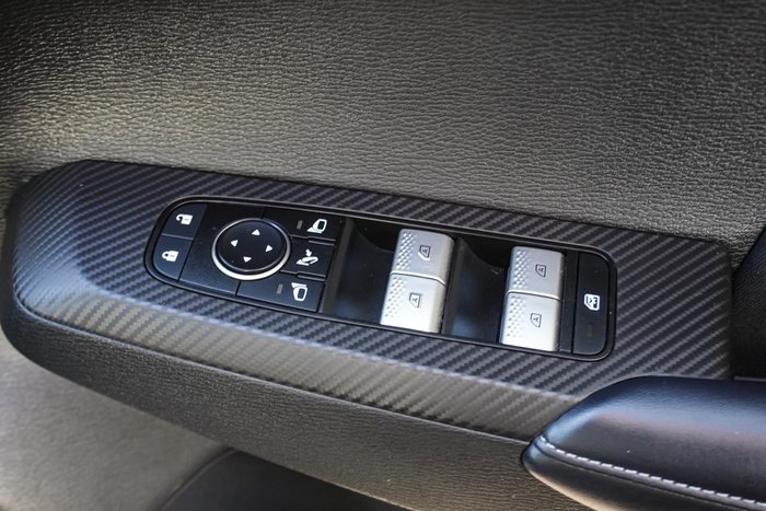 2022 Mitsubishi Outlander LS