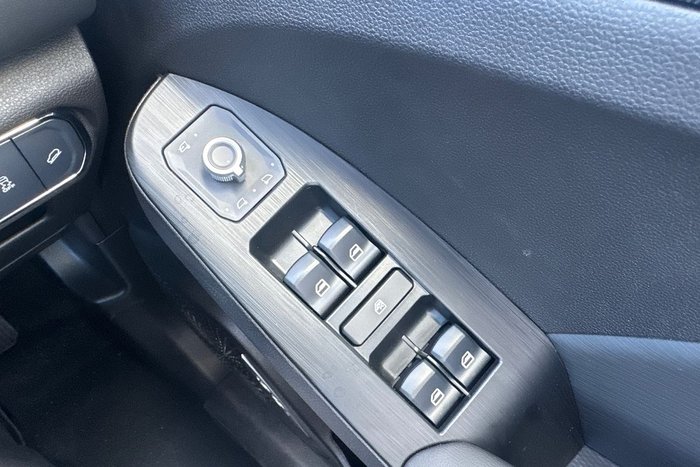 2025 GWM Haval Jolion Lux Hybrid A02 Golden Black (8T01)