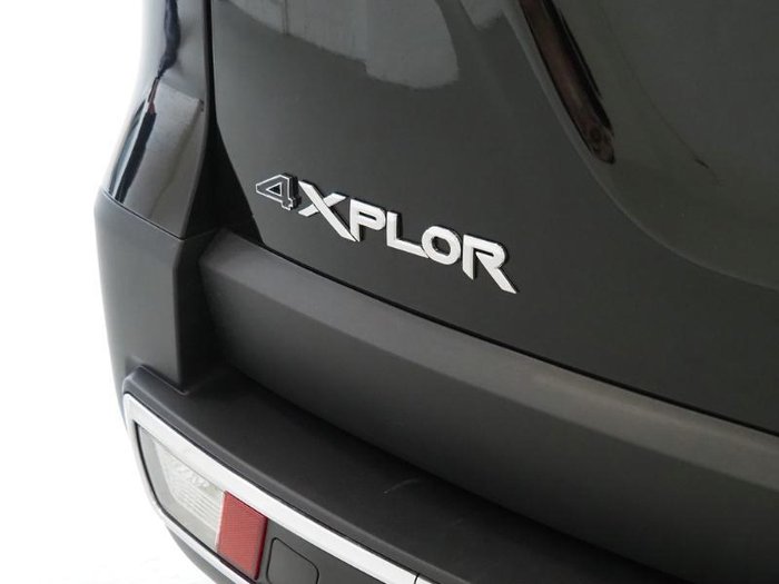 2025 Mahindra Scorpio Z8L+