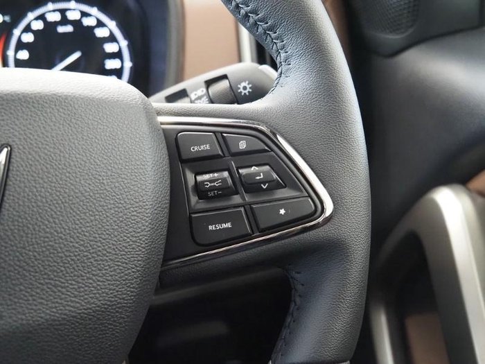 2025 Mahindra Scorpio Z8L+