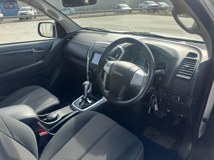 2019 Isuzu MU-X LS-M