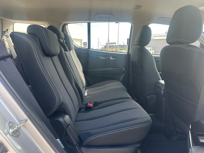 2019 Isuzu MU-X LS-M