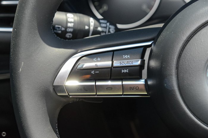 2021 Mazda 3 G25 Evolve