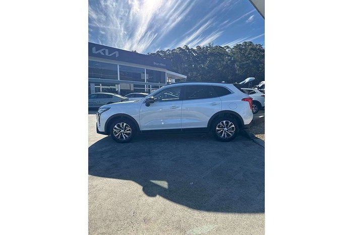 2025 GWM Haval Jolion Lux A01 Hamilton White (9C01)