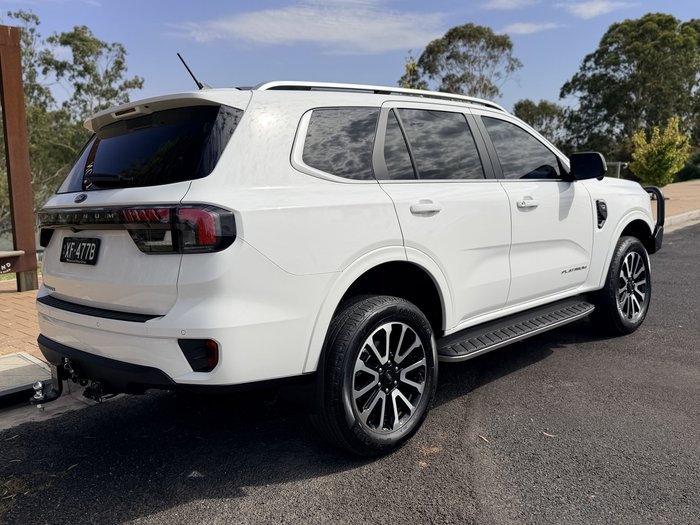 2025 Ford Everest Platinum