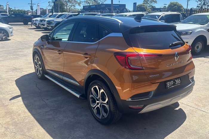 2021 Renault Captur Intens