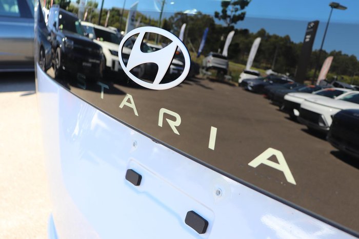 2025 Hyundai STARIA