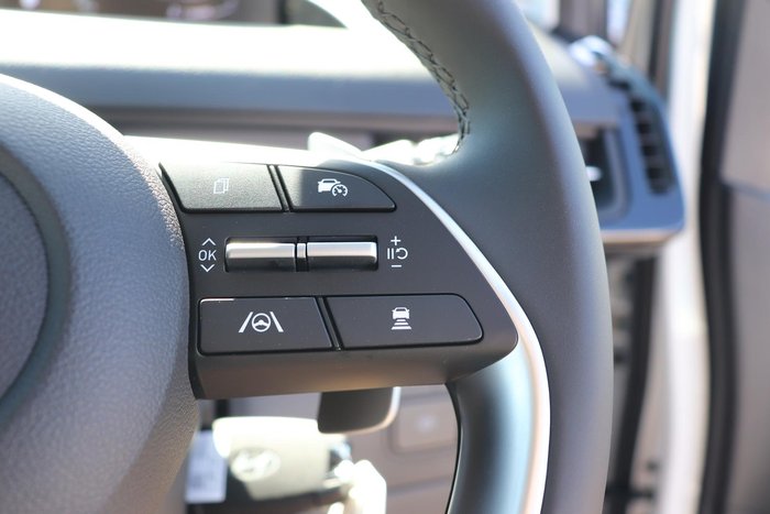 2025 Hyundai STARIA