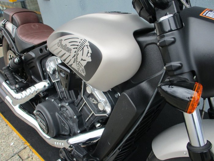 2022 INDIAN SCOUT BOBBER TWENTY SILVER