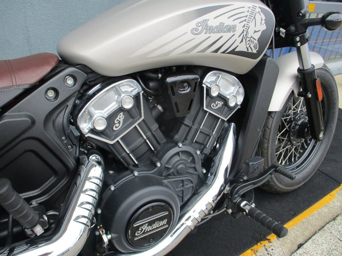 2022 INDIAN SCOUT BOBBER TWENTY SILVER
