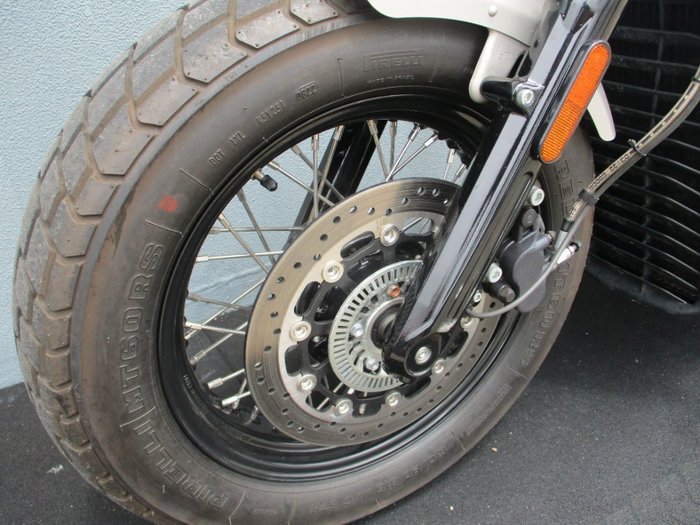 2022 INDIAN SCOUT BOBBER TWENTY SILVER