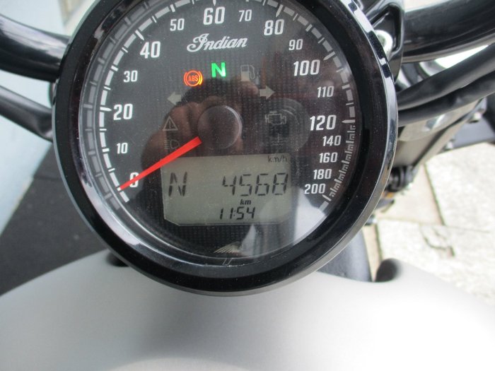 2022 INDIAN SCOUT BOBBER TWENTY SILVER