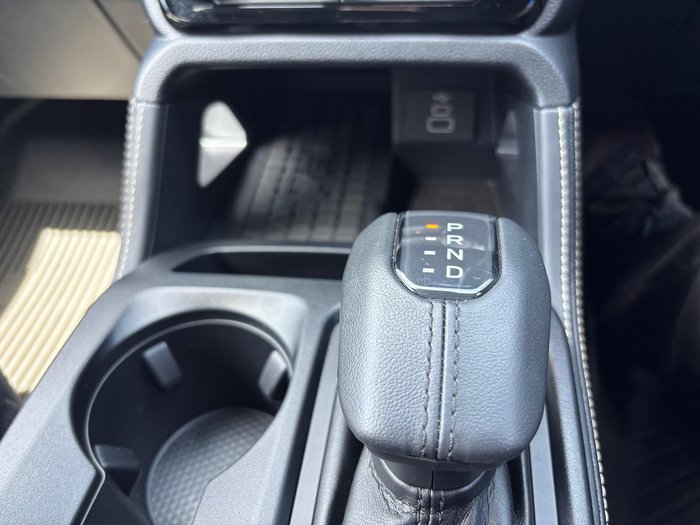 2025 Ford Everest Platinum