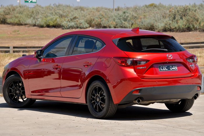 2015 Mazda 3 Maxx