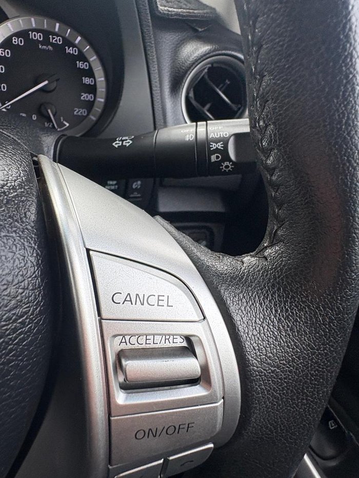 2016 Nissan Navara ST