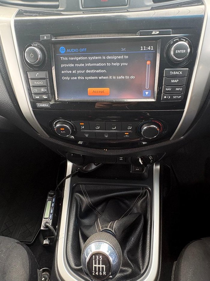 2016 Nissan Navara ST
