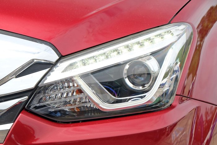 2018 Isuzu MU-X LS-T