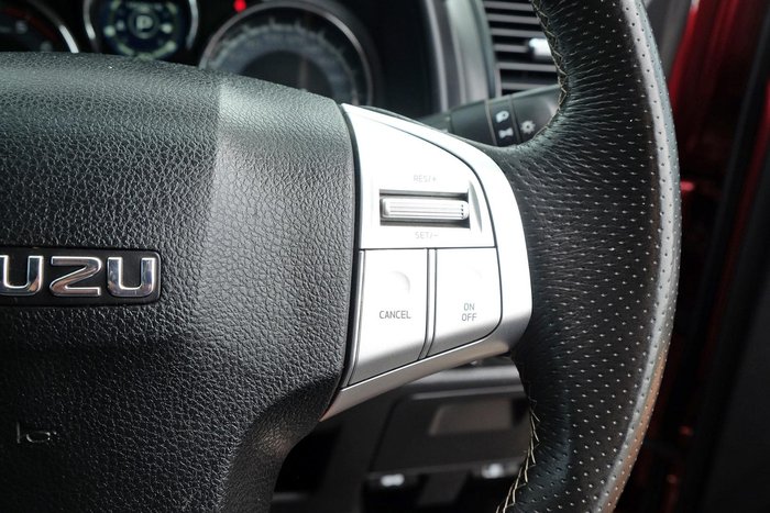 2018 Isuzu MU-X LS-T