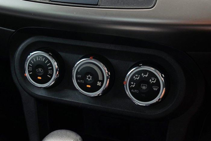 2014 Mitsubishi Lancer ES