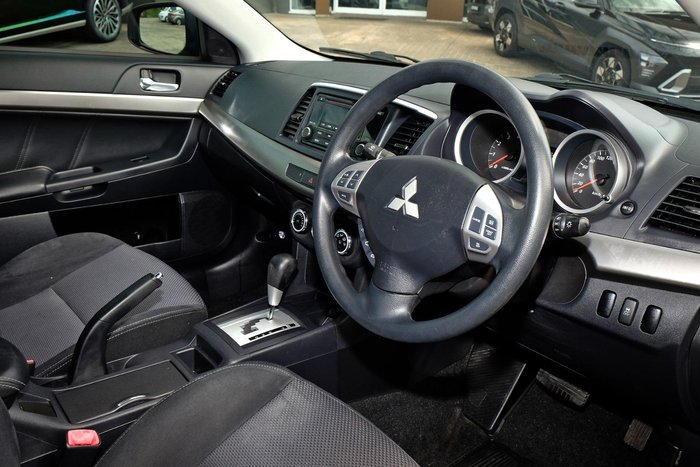 2014 Mitsubishi Lancer ES