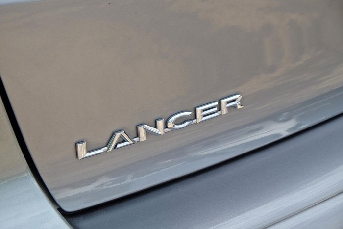 2014 Mitsubishi Lancer ES