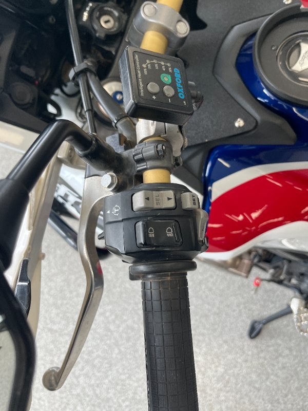 2016 Honda CRF1000L AFRICA TWIN WHITE