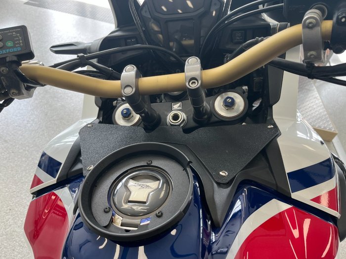 2016 Honda CRF1000L AFRICA TWIN WHITE