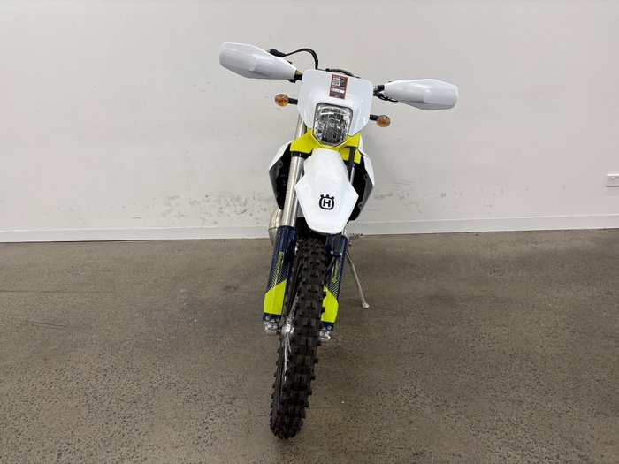 2025 Husqvarna TE300