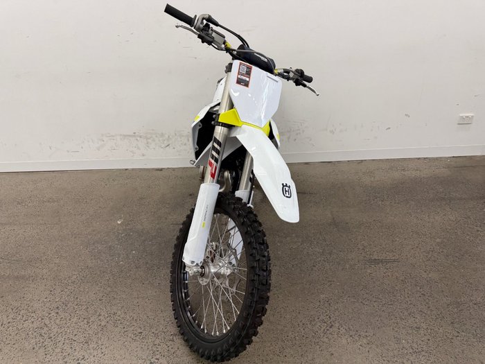 2025 Husqvarna 2025 Husqvarna 450CC FC 450 White