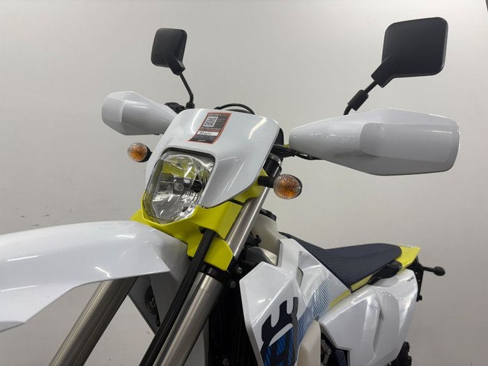 2024 Husqvarna TE150i White
