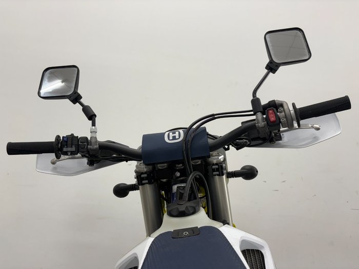 2024 Husqvarna TE150i White